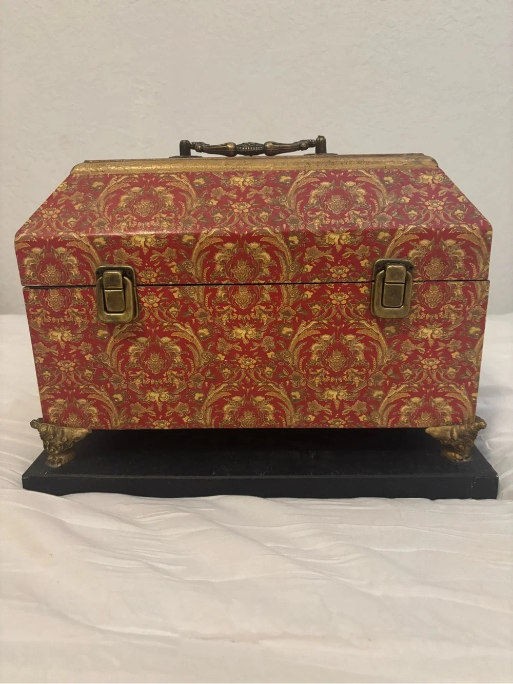 Vintage Court Raymond Waites Hinged Storage Box 10”tall, 12”wide, 6”deep